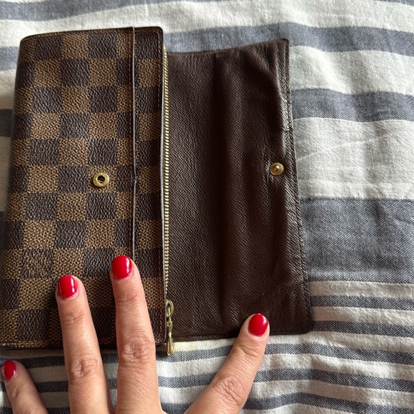 LOUIS VUITTON
Sarah Bifold Wallet Long Wallet
CA1004 - Picture 2 of 10